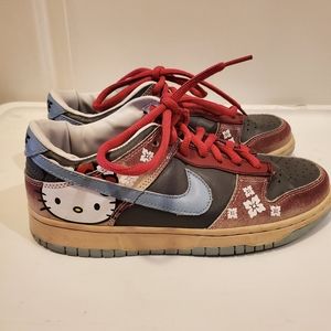 Hello Kitty Nike Shoes